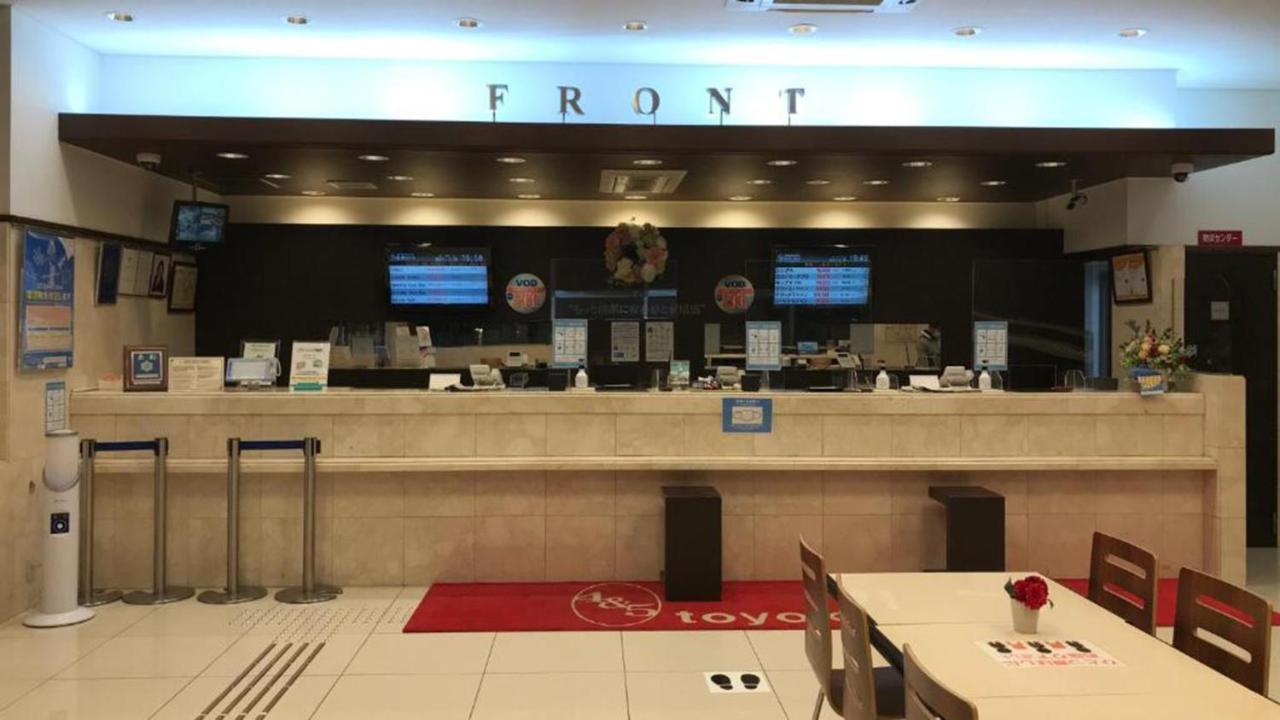 Toyoko Inn Osaka Itami Airport Тоёнака Экстерьер фото